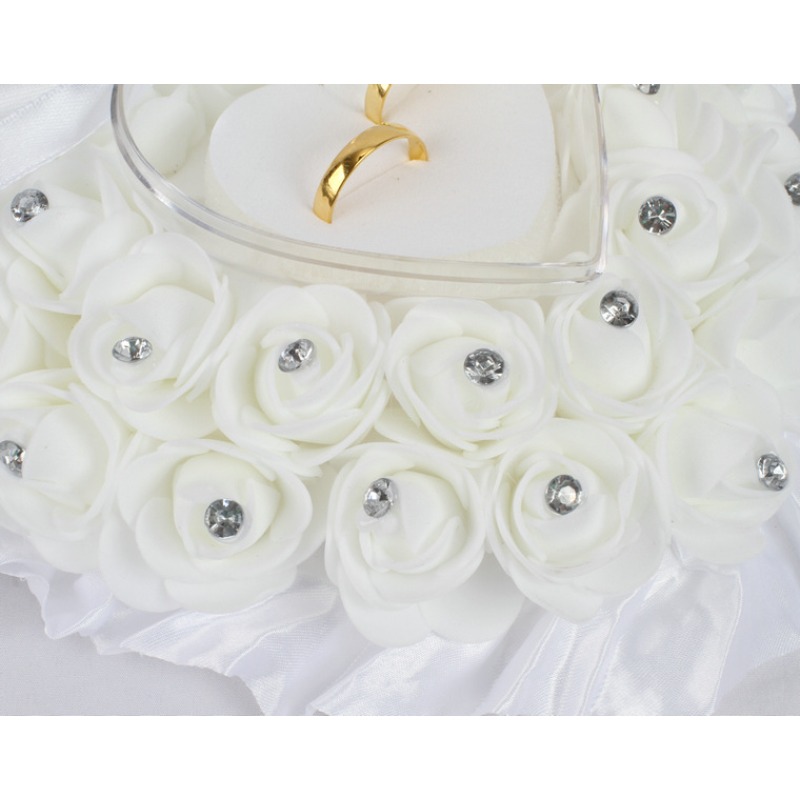 وسادة خاتم زفاف رومانسية من ال - مراجعة Ring Bearer Pillow وسعره