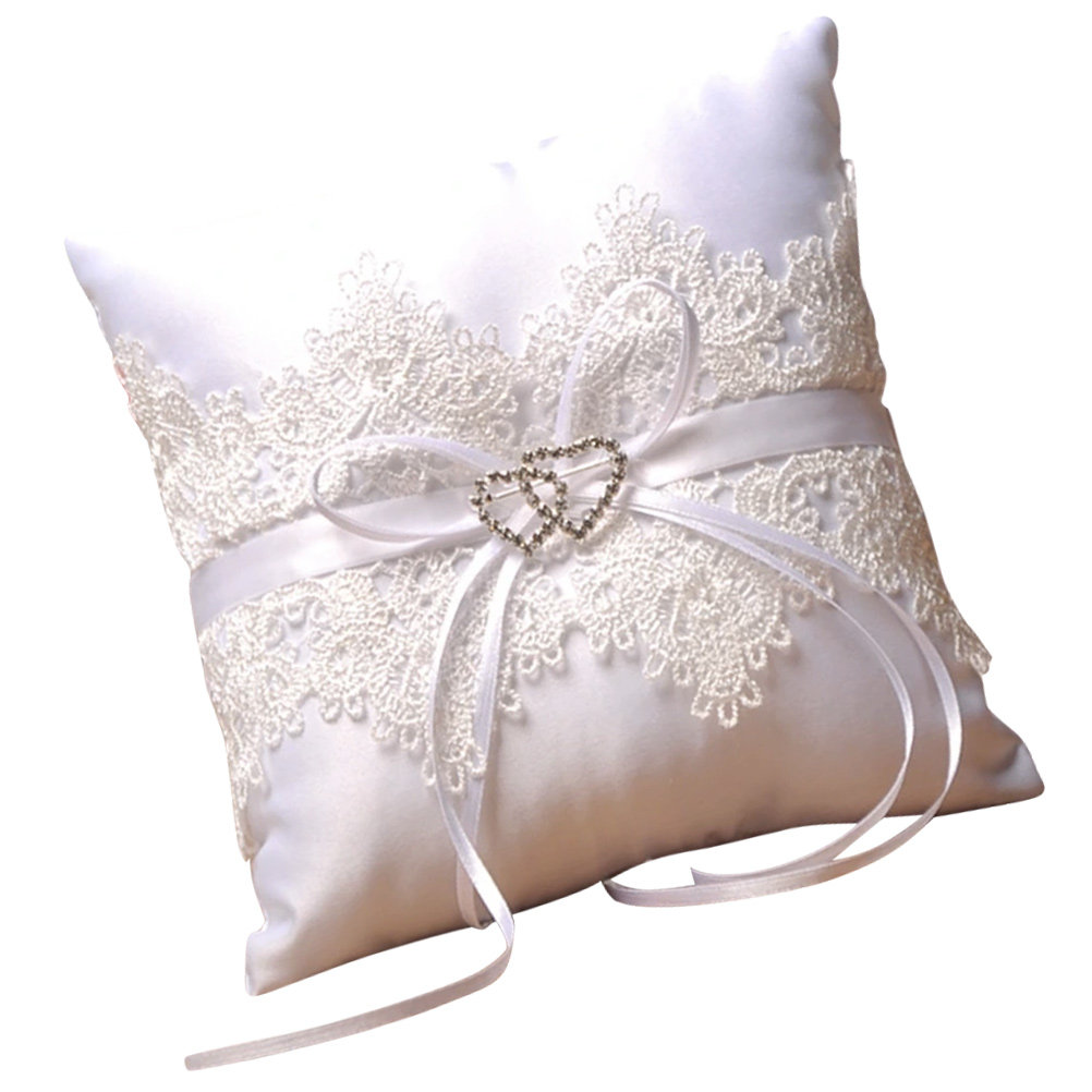 وسادة خاتم زفاف أنيقة مزينة با - مراجعة Ring Bearer Pillow وسعره