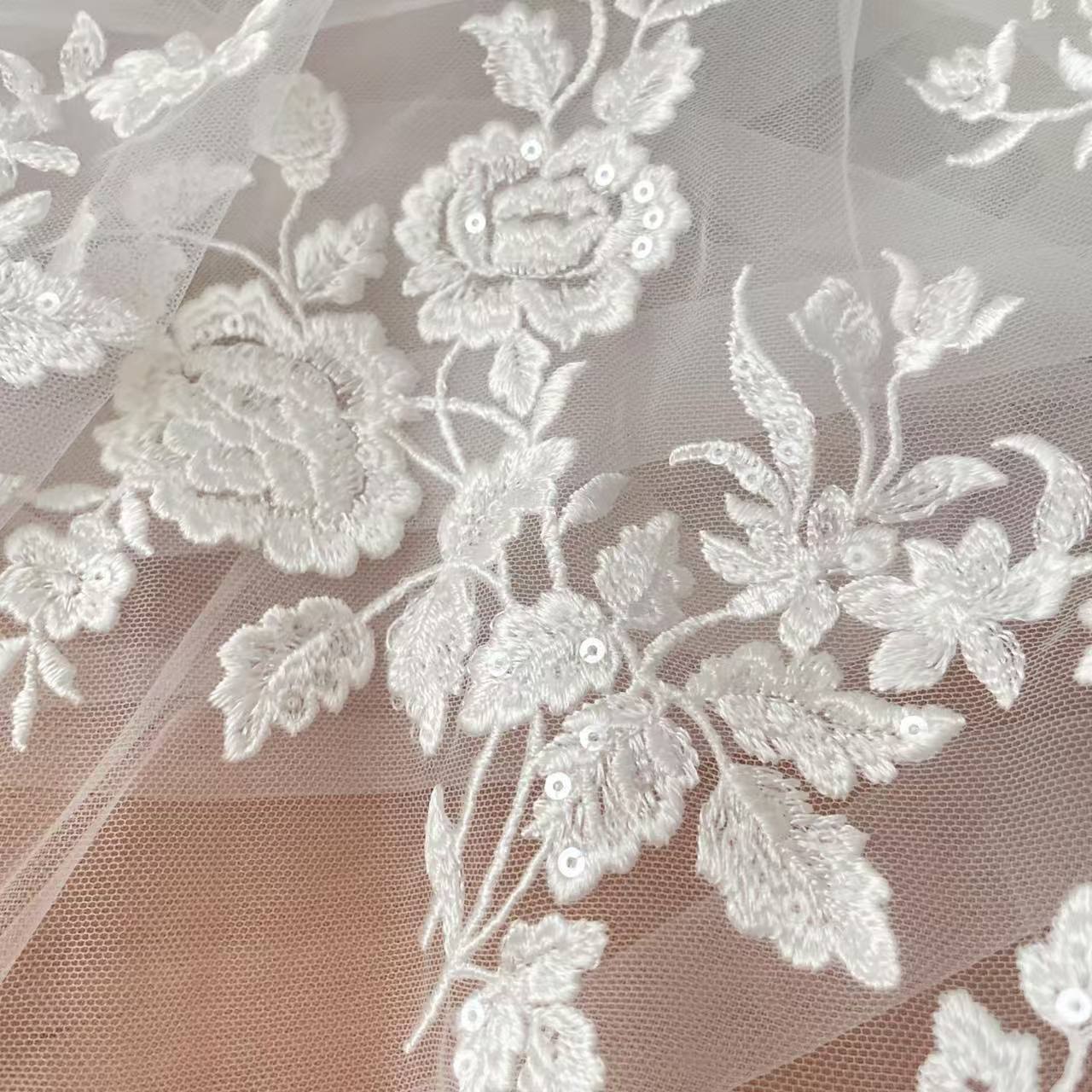 قماش دانتيل مطرز فرنسي، زهرة ج - مراجعة Wedding Dress Supply وسعره